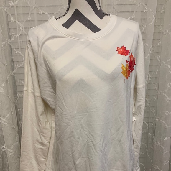 Crown and ivy long sleeve fall shirt! - Picture 1 of 8